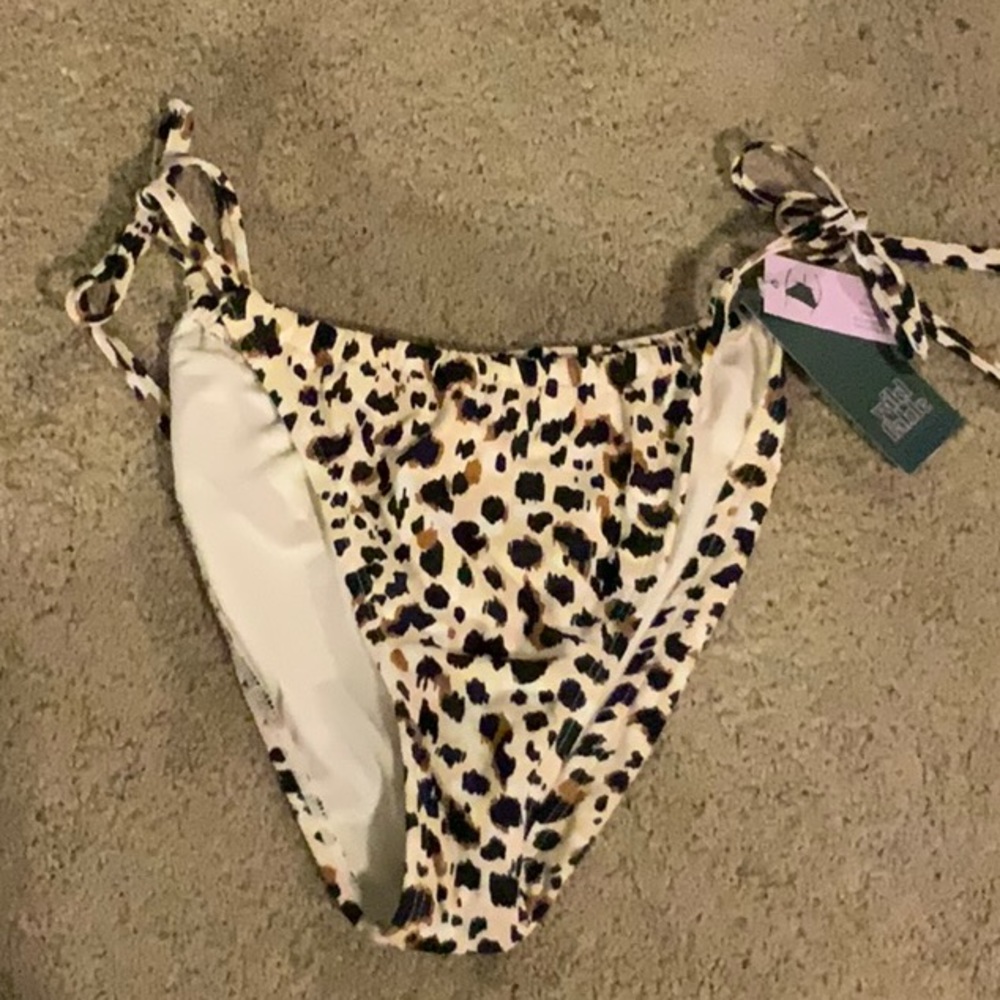 bikini bottoms